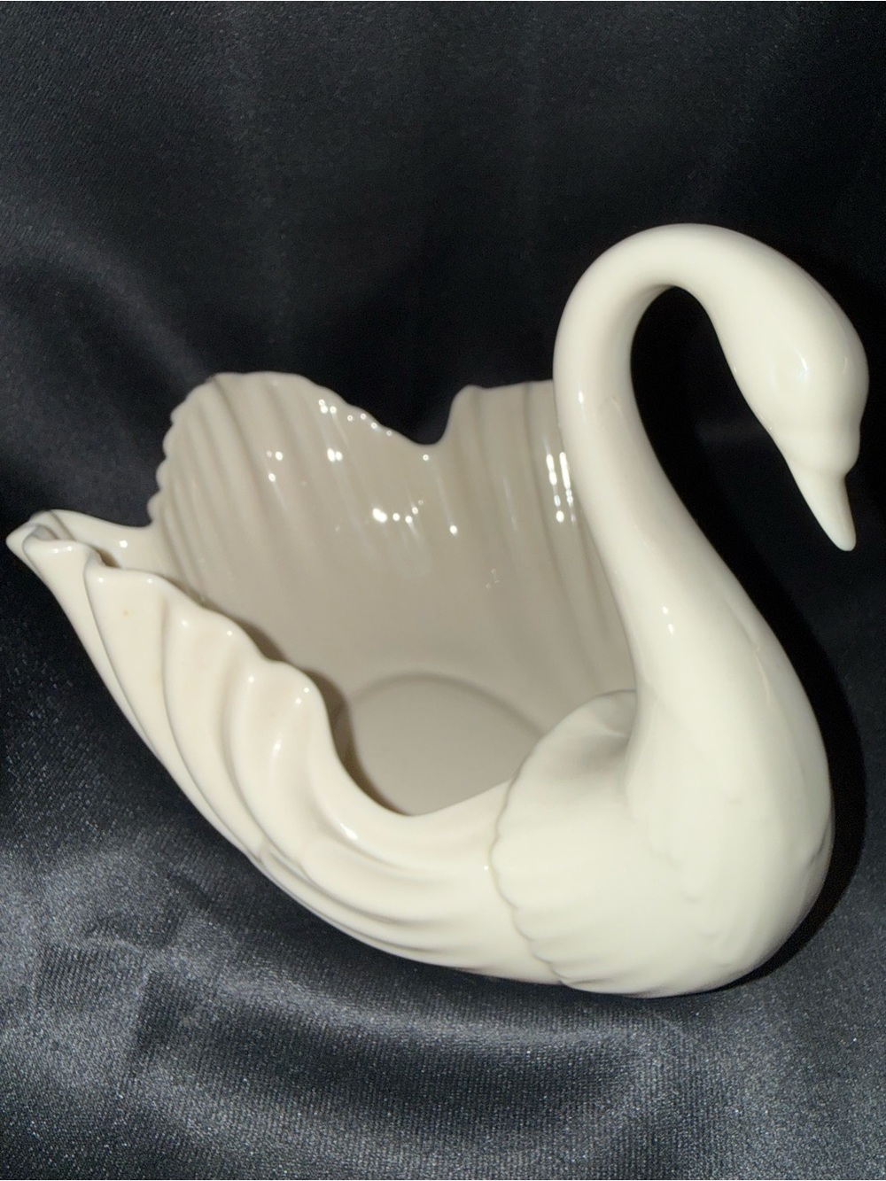 Lenox Ceramic Swan Bowl